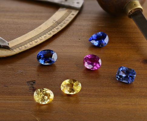 10 Things You Should Look for in a Gemstone Dealer